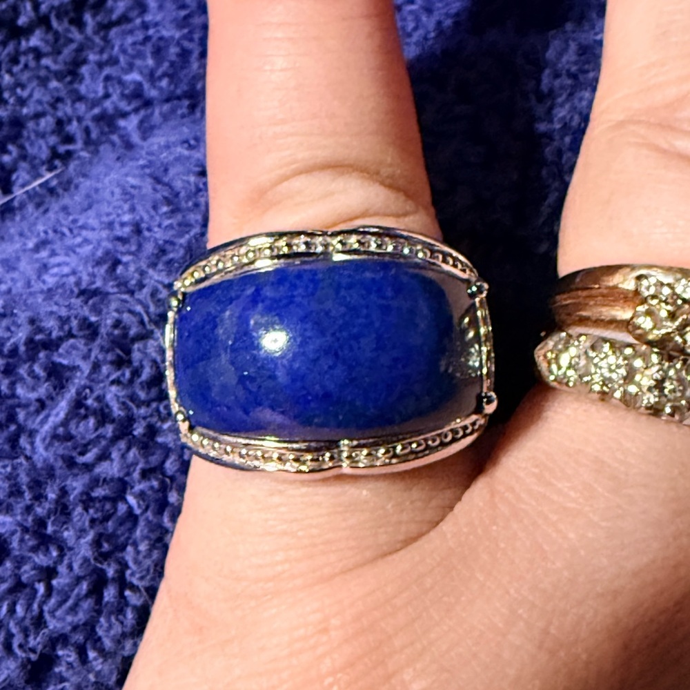 Elegant Blue Stone Silver Tone Ring 6/5”